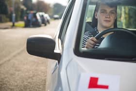  Twenty-one locations across the UK have been named the best areas for taking a driving theory test, with only one-week waiting lists. 