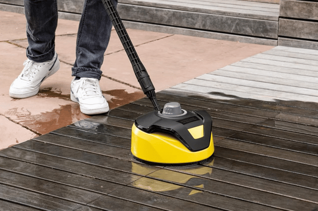 The Karcher K4 in action