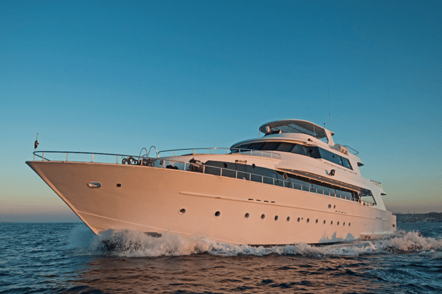 Will you sail away into the suinset if you win Euromillions tonight?