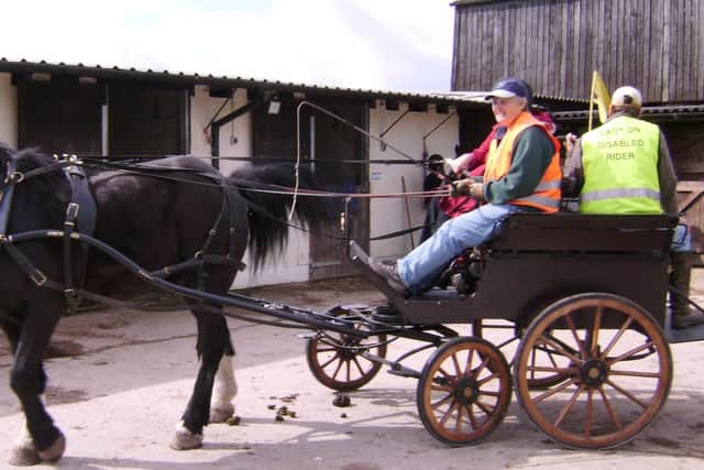 FPDRG's carriage riding support