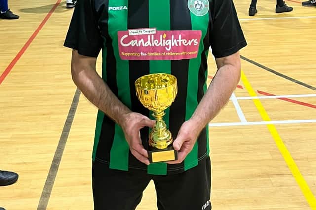 Derek Rowe (Player/Manager).