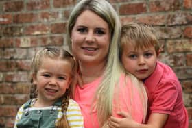 Jess Cooper, whose husband Paul died in a road accident near Harrogate in 2018 and is keen to raise awareness of organ donation, after she donated his organs.
Pictured with her children Archie (7) and Emilia (3).
8th September 2020.
Picture : Jonathan Gawthorpe