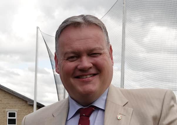 Simon Donkin.