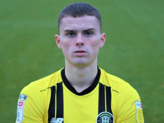 Josh McPake has joined Harrogate Town on loan until the end of the 2020/21 campaign.