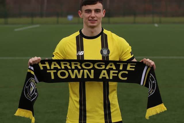 Simon Power became Harrogate Town's sixth signing of the winter transfer window and the seventh player to join the club in the space of a month when he was unveiled on January 18.