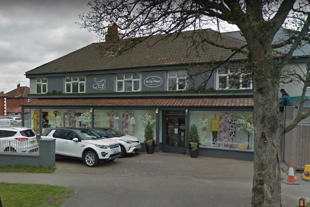 Located on the first floor within Snooty Frox of Harrogate, you can enjoy home cooked food including a mouth watering brunch and lunch menu, with weekly changes to the menu. Location: 34-36 Hookstone Rd, Harrogate, HG2 8BW