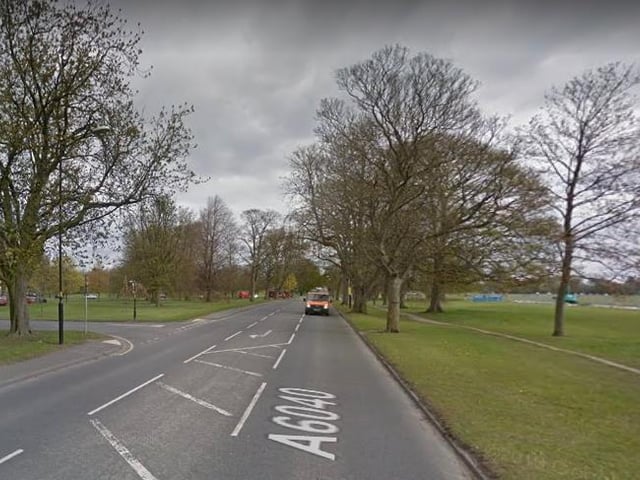 This neighbourhood had 858.0 Covid-19 cases per 100,000 people in the latest week, a decrease of 7.0% from the week before