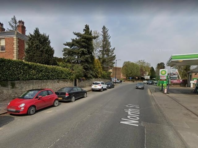 This neighbourhood had 1073.0 Covid-19 cases per 100,000 people in the latest week, an increase of 3.1% from the week before
