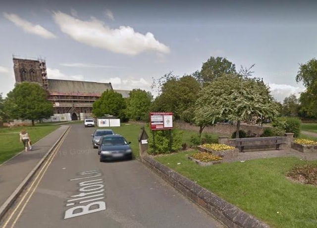 This neighbourhood had 812.4 Covid-19 cases per 100,000 people in the latest week, a decrease of 29.8% from the week before