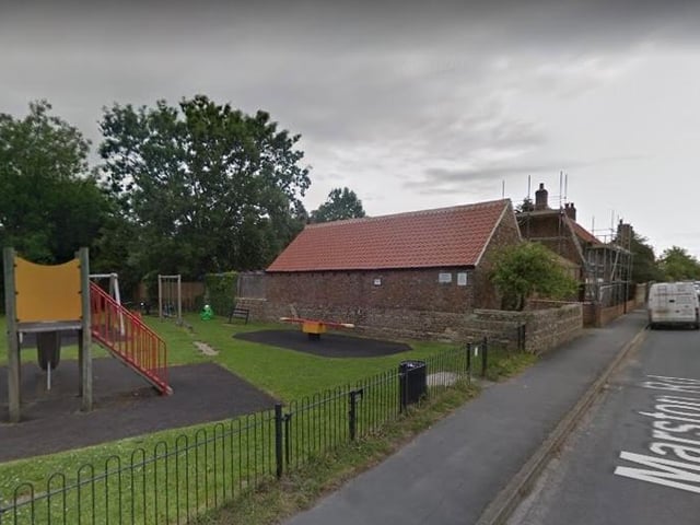 This neighbourhood had 503.7 Covid-19 cases per 100,000 people in the latest week, a decrease of 42.4% from the week before