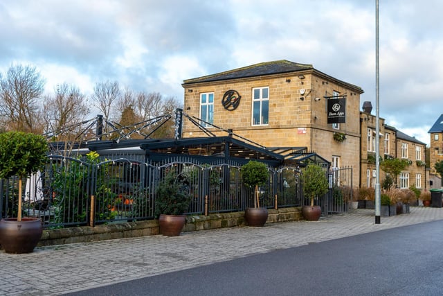 Enjoy traditional Italian hospitality in this beautiful restaurant overlooking the River Wharfe. Reservation recommended.
www.buonappsotley.com