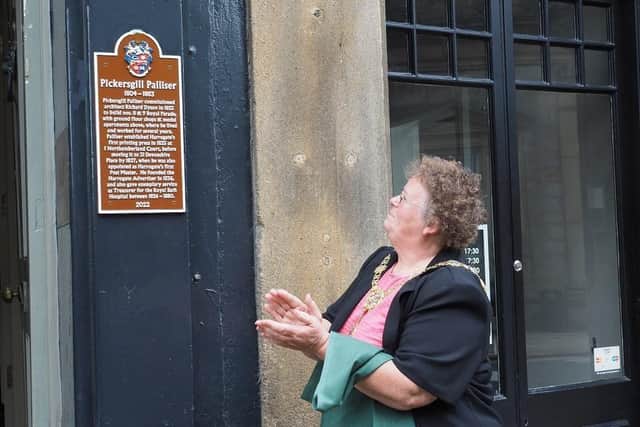 Harrogate Mayor Coun Victoria Oldham unveils the plaque to mark the  legacy of Harrogate Advertiser founder Pickersgill Palliser at 9 Royal Parade.