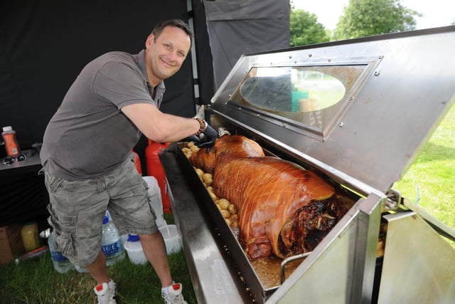 Phil Maddison with his whole hog roast at the Yorkshire Crackling Hog Roast stall