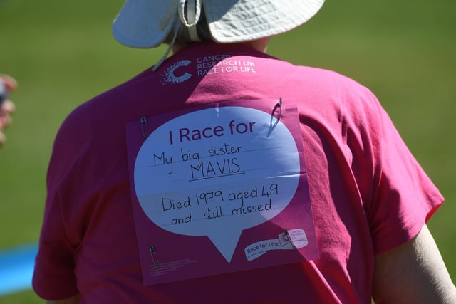 A message on the back of a runners shirt