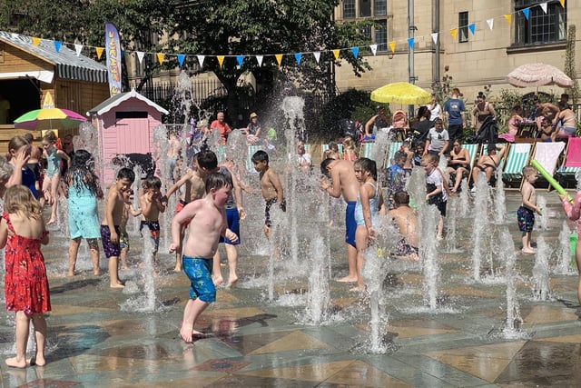 Cooling off in Sheffield city centre.The Met Office has issued an 'extreme' amber heatwave warning for many parts of Yorkshire with high heat expected to last until Sunday August 14