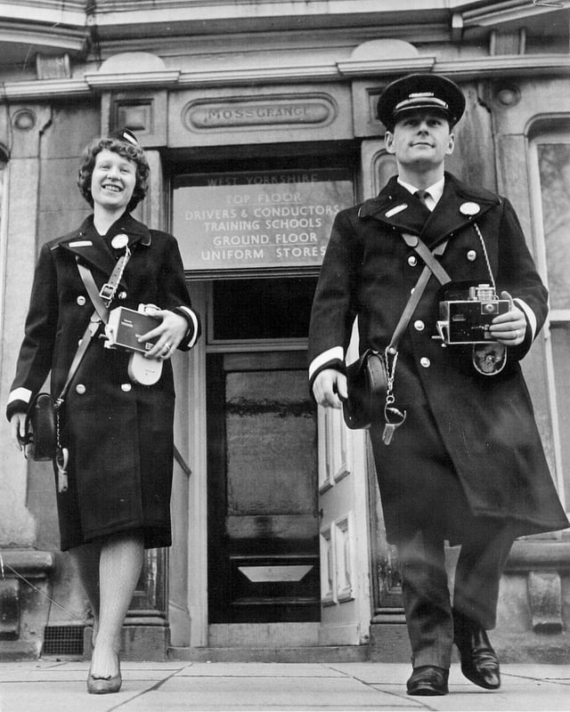 West Yorkshire Road Car Training School, Harrogate 1964.
Two trainees at the end of their course issued with their uniforms and equipment.