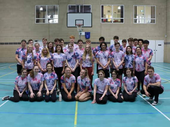 The gruelling 15-hour session for charity, staged by Lower Sixth pupils, was held in memory of Ashville College’s tenth Headmaster, Richard Marshall.