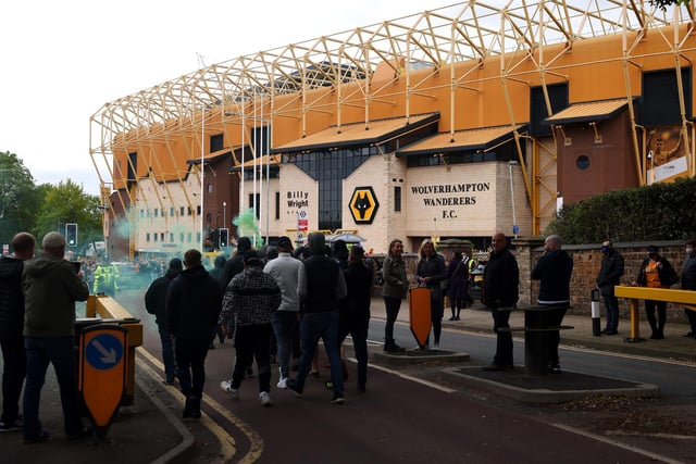 Full capacity: 66,000. Games Per Season: 23. Tonnes of Waste Per Game: 7. Tonnes of Waste Per Season: 152. Cost Per Game: £1,870. Cost Per Season: £43,010.