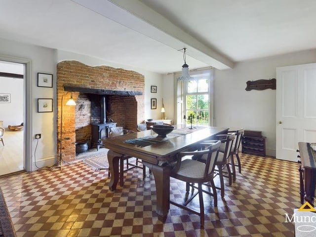 Apley - marketed by Mundys of Market Rasen EMN-211031-163759001