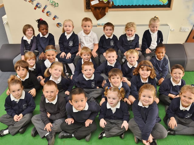 Gunthorpe primary school reception classes rec16 EMN-161123-183246009