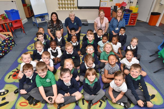 Brewster Ave primary school  reception class rec16 Miss Cave's class EMN-161123-183331009