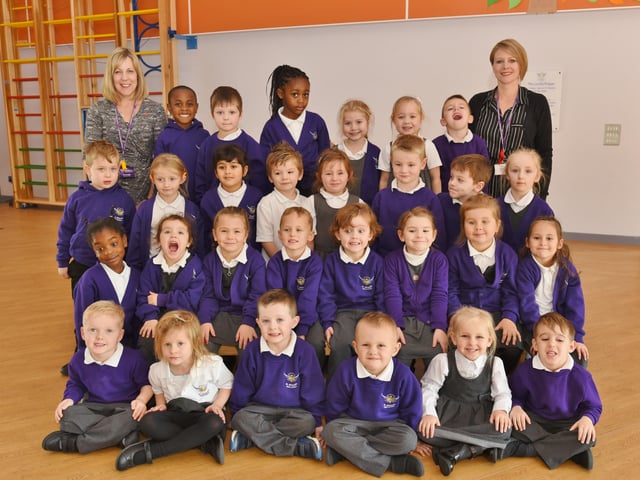 St Michael's C of E primary school , Cardea reception classes rec16 EMN-161123-182604009