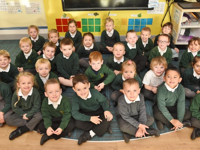 Ravensthorpe primary school reception classes rec16 EMN-161123-182700009