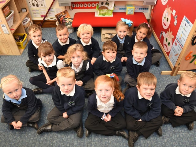 Murrow primary academy reception class rec16 EMN-161123-183309009