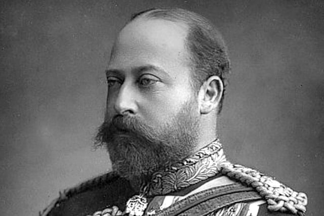 Worthing has a long connection with royalty. King Edward VII stayed at Beach House in Worthing a number of times between 1907 and 1910. During one visit, it is said he sat on Worthing Pier reading his newspaper when he was invited to join in a game of deck quoits.