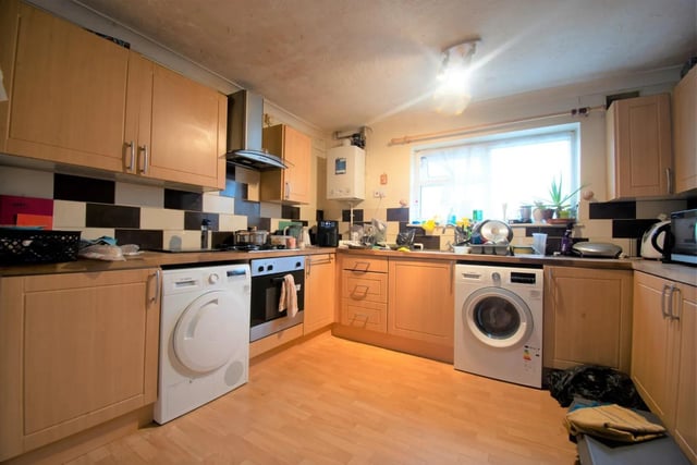 Three bedroom end-terrace house for sale in Johnson Walk, Peterborough.