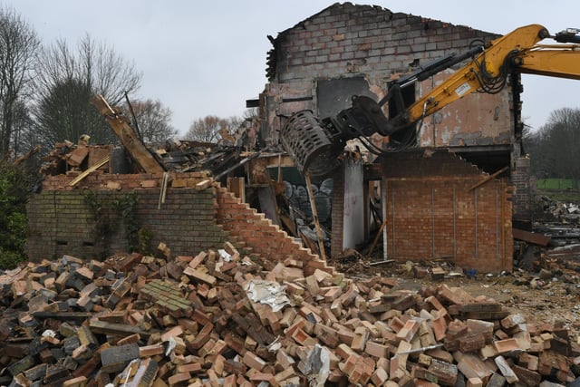 Demolition of the former Silver Jubilee pub at North Bretton by RG Carter Construction.