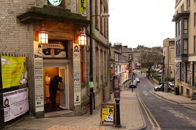 Located at The Ginnel, Harrogate, HG1 2RB | Google Reviews Rating: 4.6