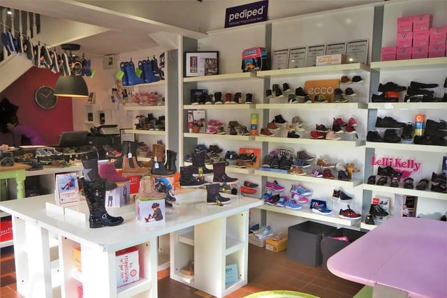 Children’s shoe shop situated in a prime location in the heart of the town centre. Currently listed for sale with Ernest Wilson for £29,950 leasehold.