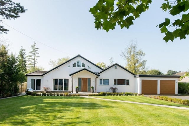This six bedroom and four bathroom detached house was sold for £1,517,500 on 3 August 2022