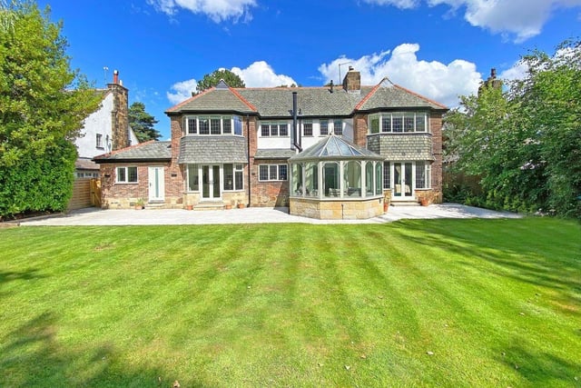 This five bedroom and three bathroom detached house is for sale with Verity Frearson for £1,495,000