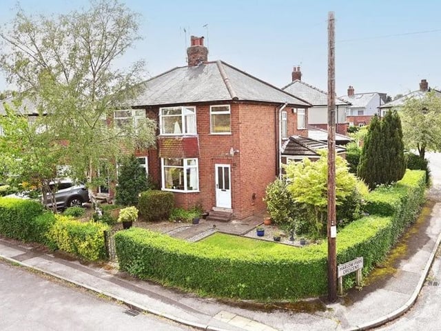 This three bedroom and one bathroom semi-detached house is for sale with Verity Frearson for £300,000