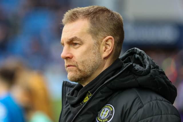 Harrogate Town manager Simon Weaver wants his players to put their midweek thrashing by Mansfield immediately behind them.