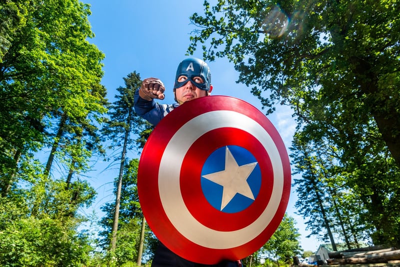 Mal Yeo as Captain America.