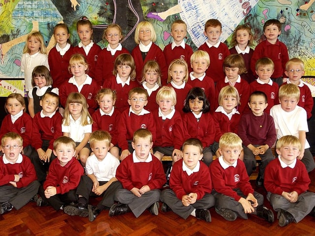 Hookstone Chase Primary School in 2005