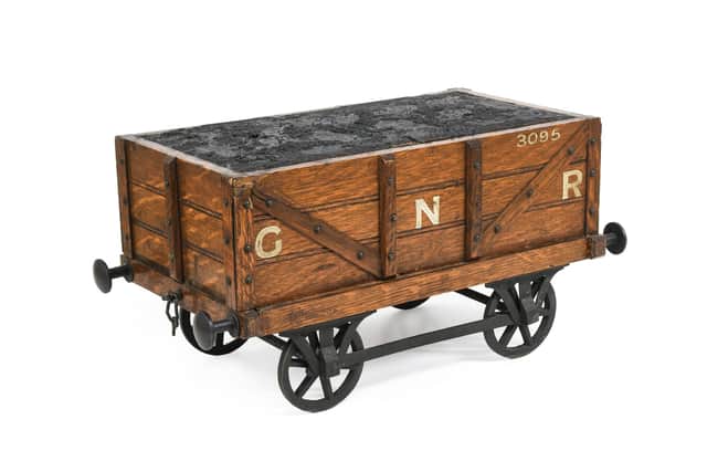 A Novelty Cigar Box, early 20th century – estimate: £300-400