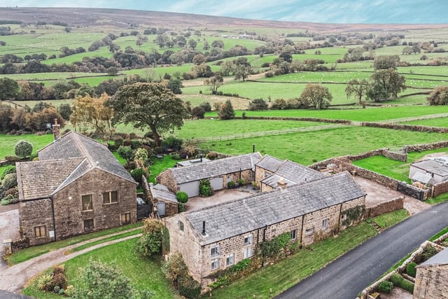 Southcroft is a stone-built barn conversion with self-contained annexe/ holiday cottage.
