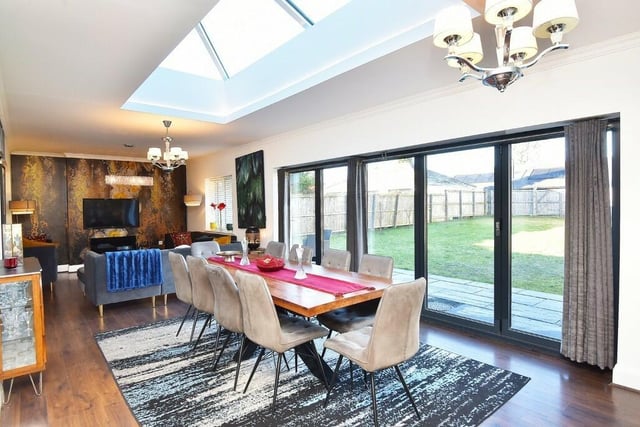 Living, dining and indoor to outdoor entertaining space, with bi-fold doors.