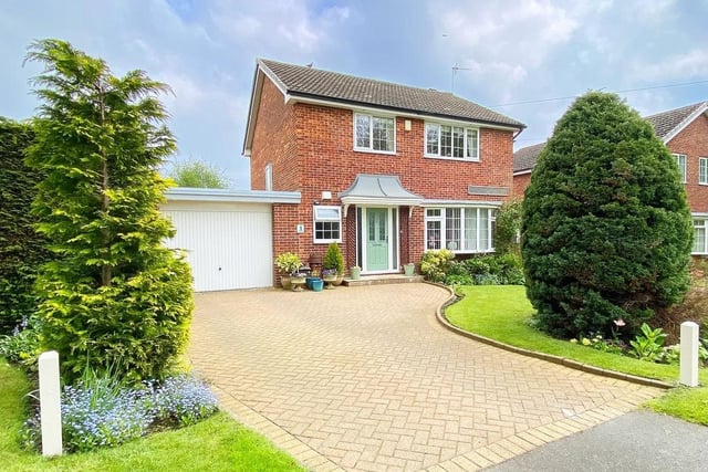 This four bedroom and one bathroom detached house is for sale with Verity Frearson for £550,000