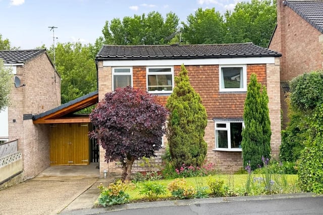 This three bedroom and one bathroom detached house is for sale with Verity Frearson for £450,000