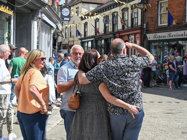Kirkgate held crowds all afternoon with a variety of entertainment and seating areas for al fresco dining whilst soaking in the sun.