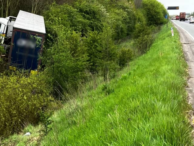 A Major road in North Yorkshire is set to be closed tonight to recover a HGV lorry which crashed down a bank