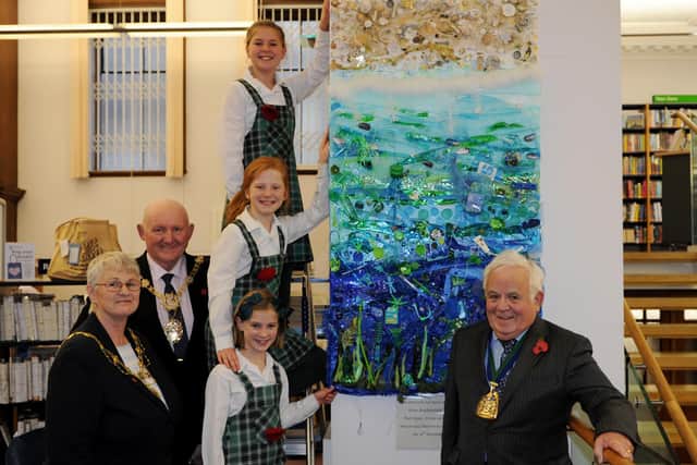 Flashback to when the late Jim Clark, front right, was Harrogate Mayor when he visited Brackenfield school pupils' art installation at Harrogate Library. (Picture National World/Gerard Binks)
