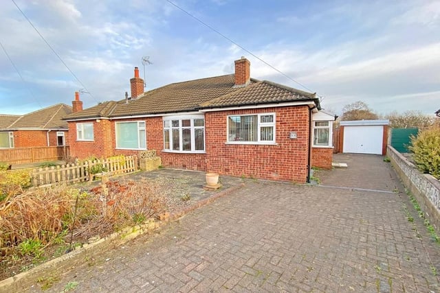This two bedroom and one bathroom semi-detached bungalow is for sale with Verity Frearson for £275,000