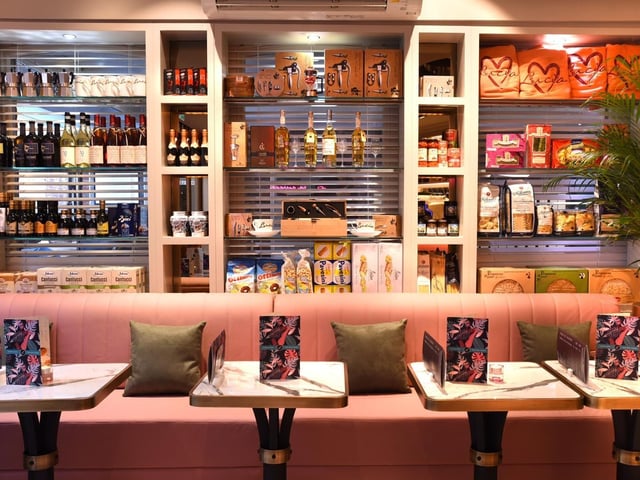 Located at 13 Swinegate, York, YO1 8AJ