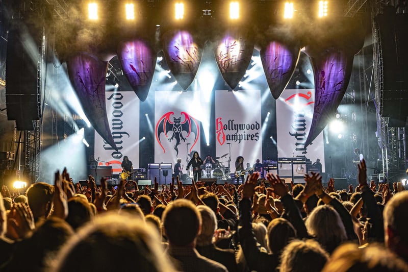 Hollywood Vampires wow the Scarborough crowd.